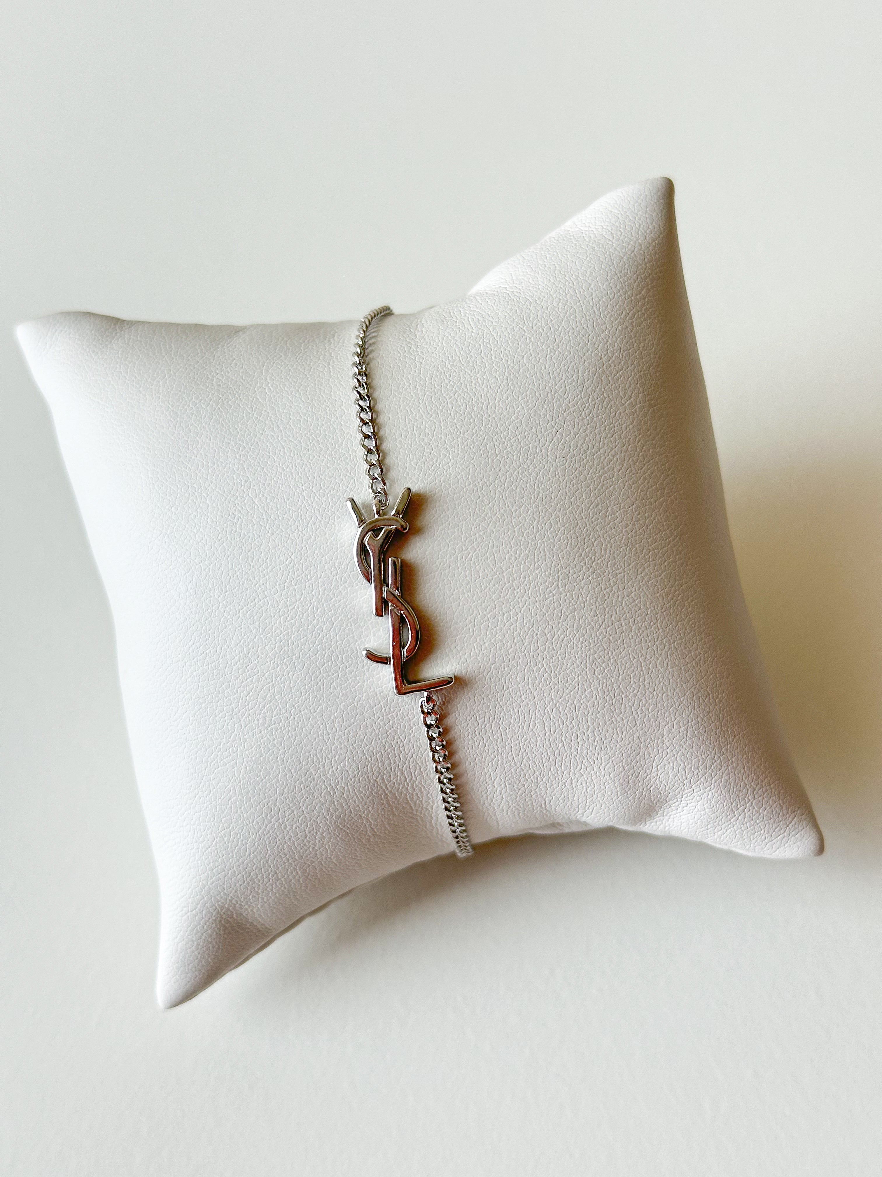 St Bracelet