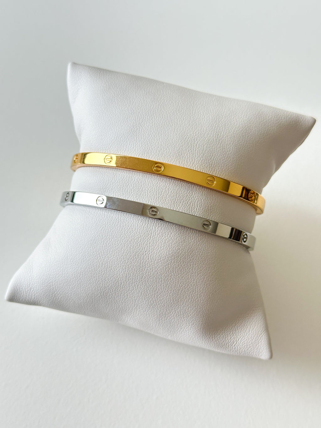 Love Bangle