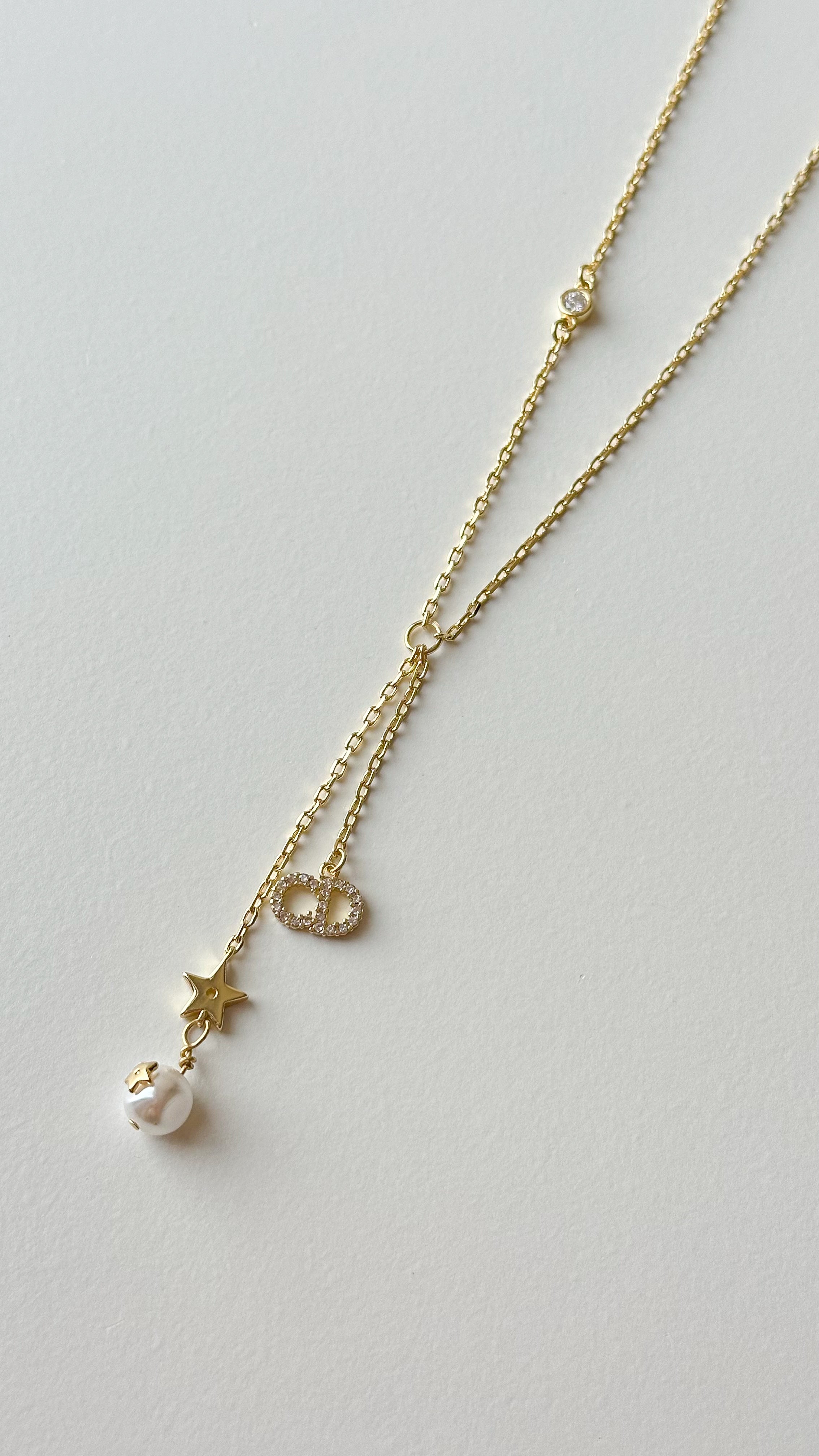 Adore Pearl Dangle Necklace