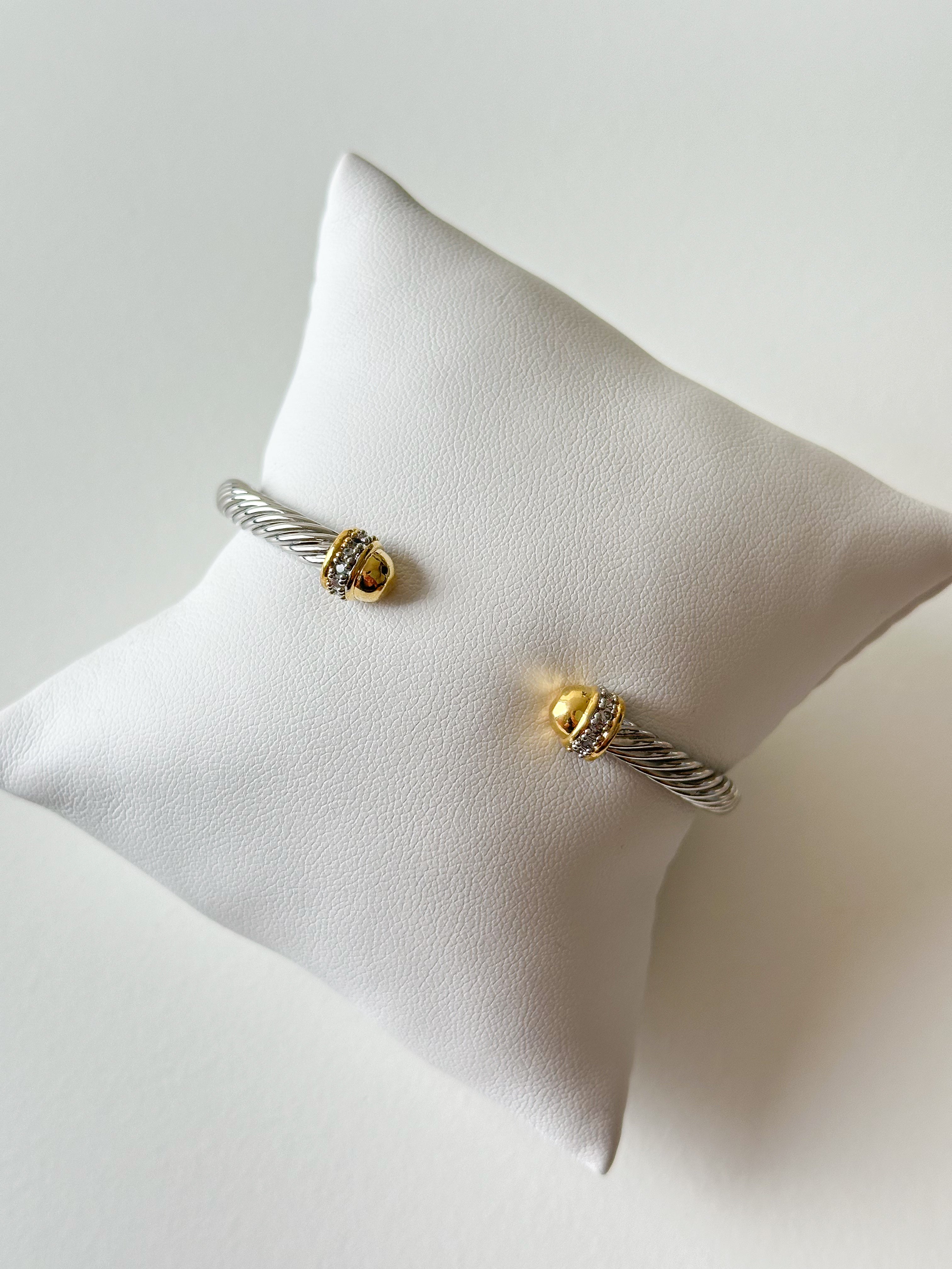 DY Bangle