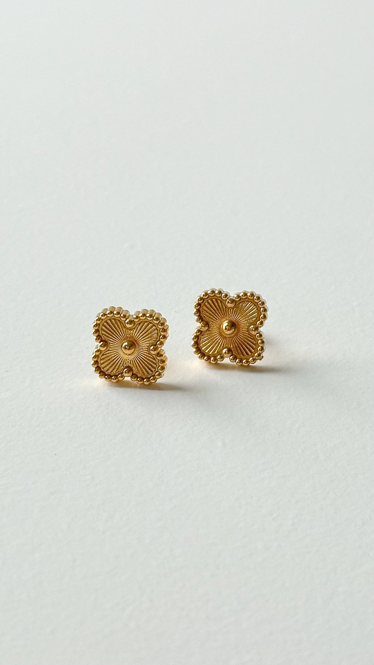 Solid Clover Earrings